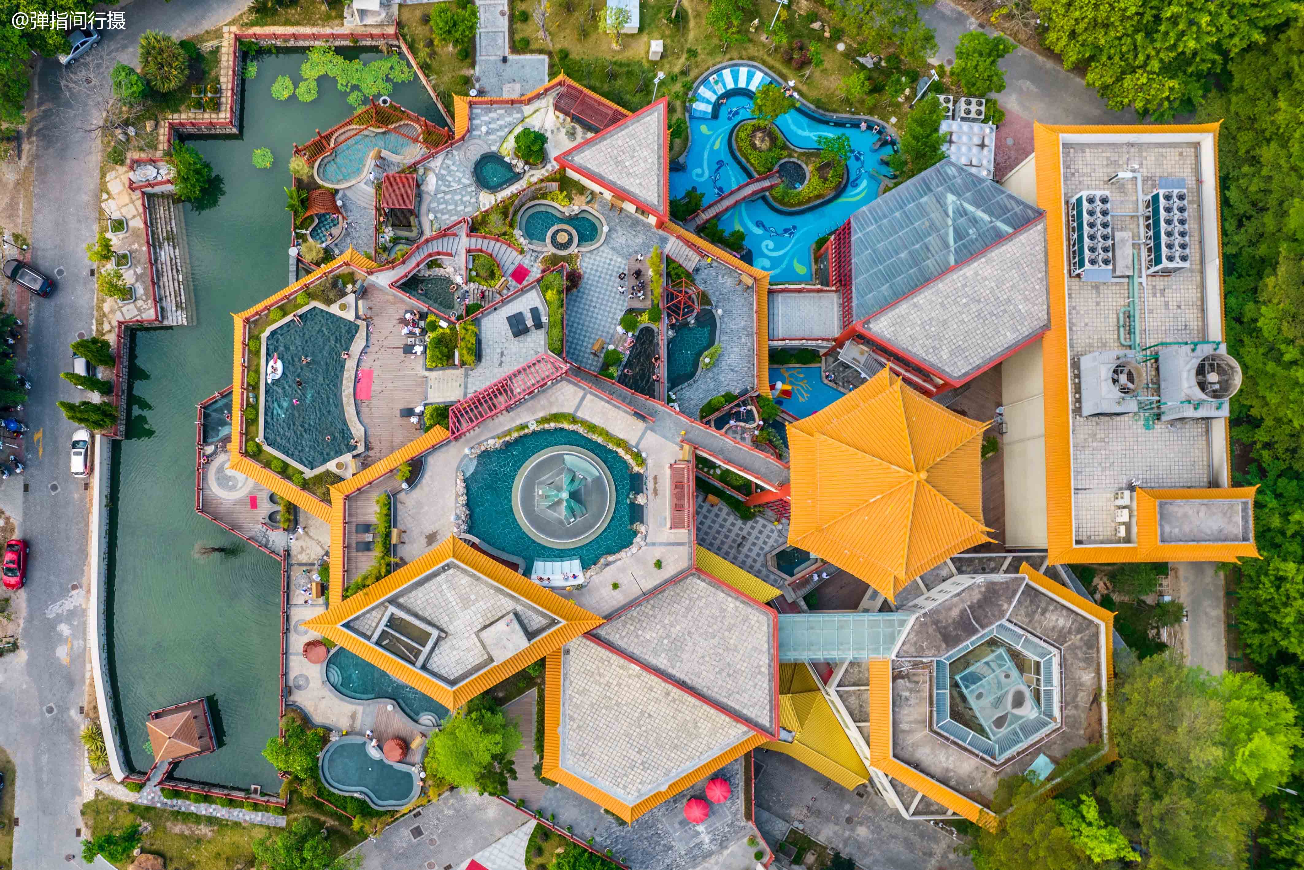 中国南方3个温泉胜地,冷门小众,泉水优质,冬季“泡汤”好去处