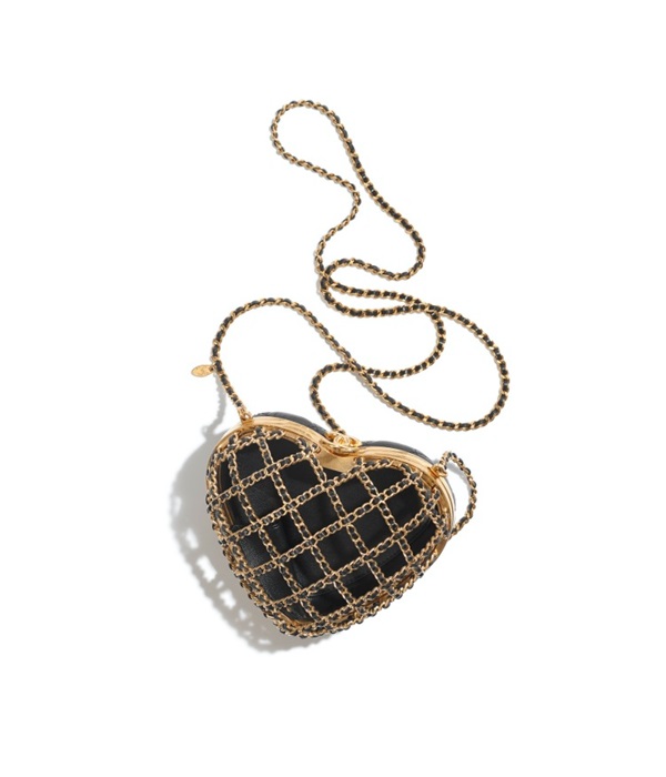 香奈儿chanel官网包包款式,香奈儿cocohandle和leboy买哪个