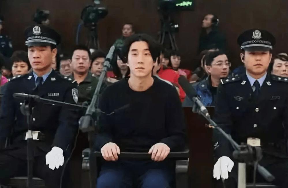 盘点8位“星二代”，有人出轨，有人入狱，真是扶不起的“阿斗”