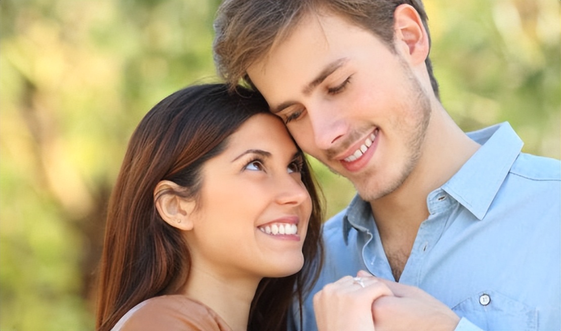 夫妻二人在同房过程中，谁才是那个“打工人”？