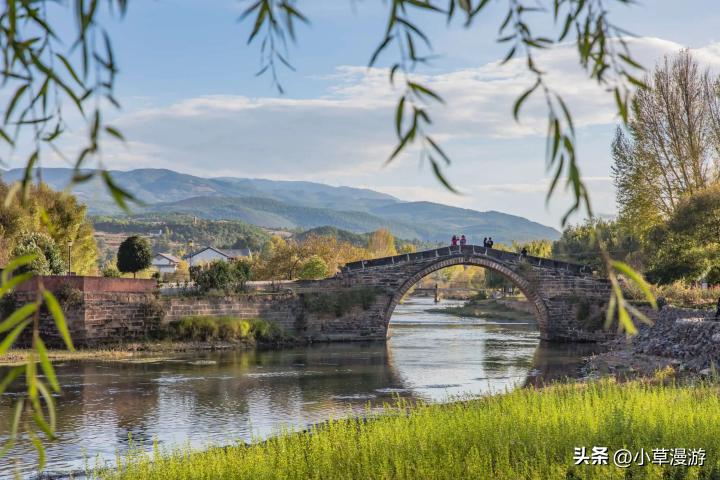 周末自驾游云南旅游攻略路线推荐,自驾游云南旅游攻略线路推荐