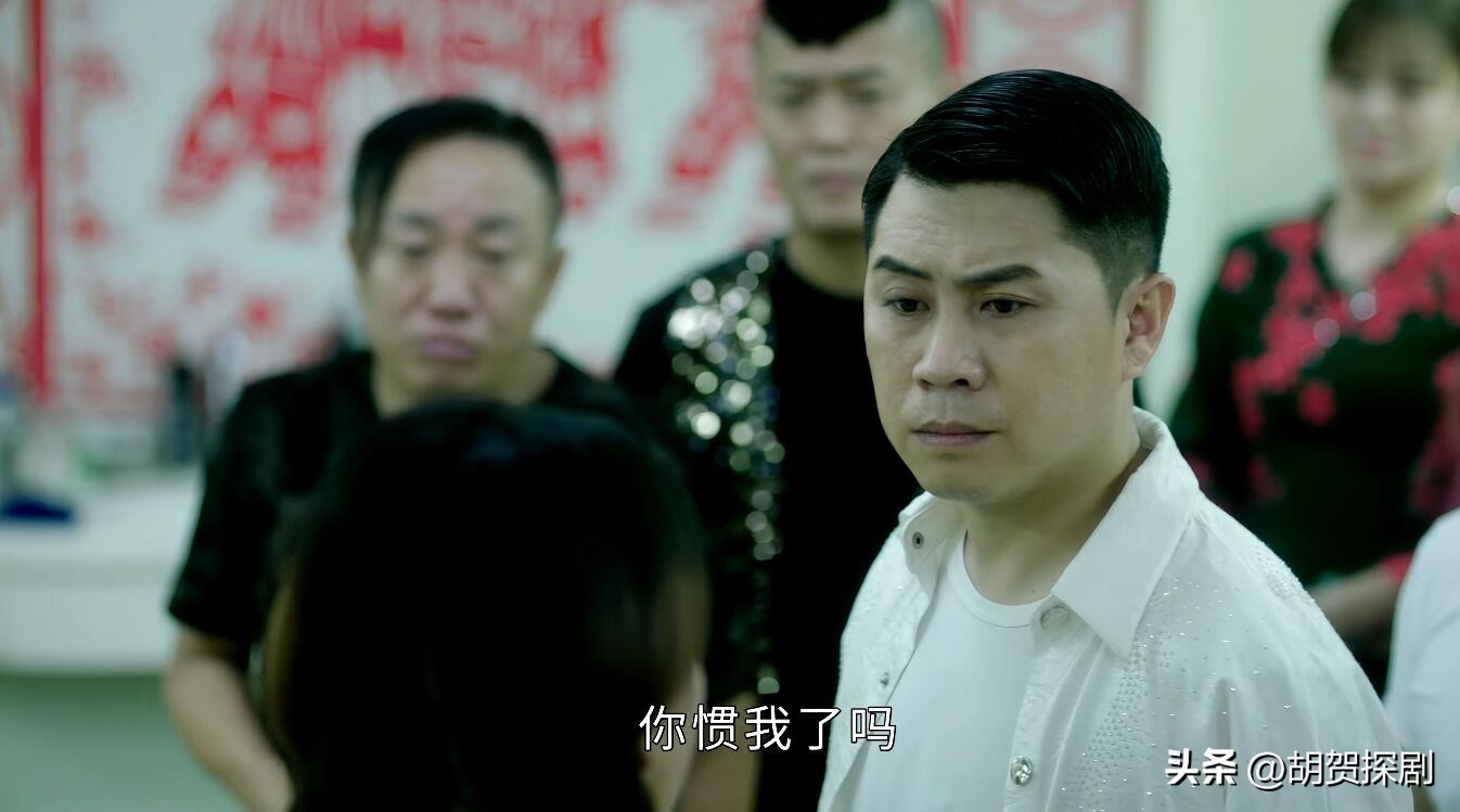 刘老根刘大奎带游客回龙泉山庄,刘老根刘大奎带媳妇儿回龙泉山庄