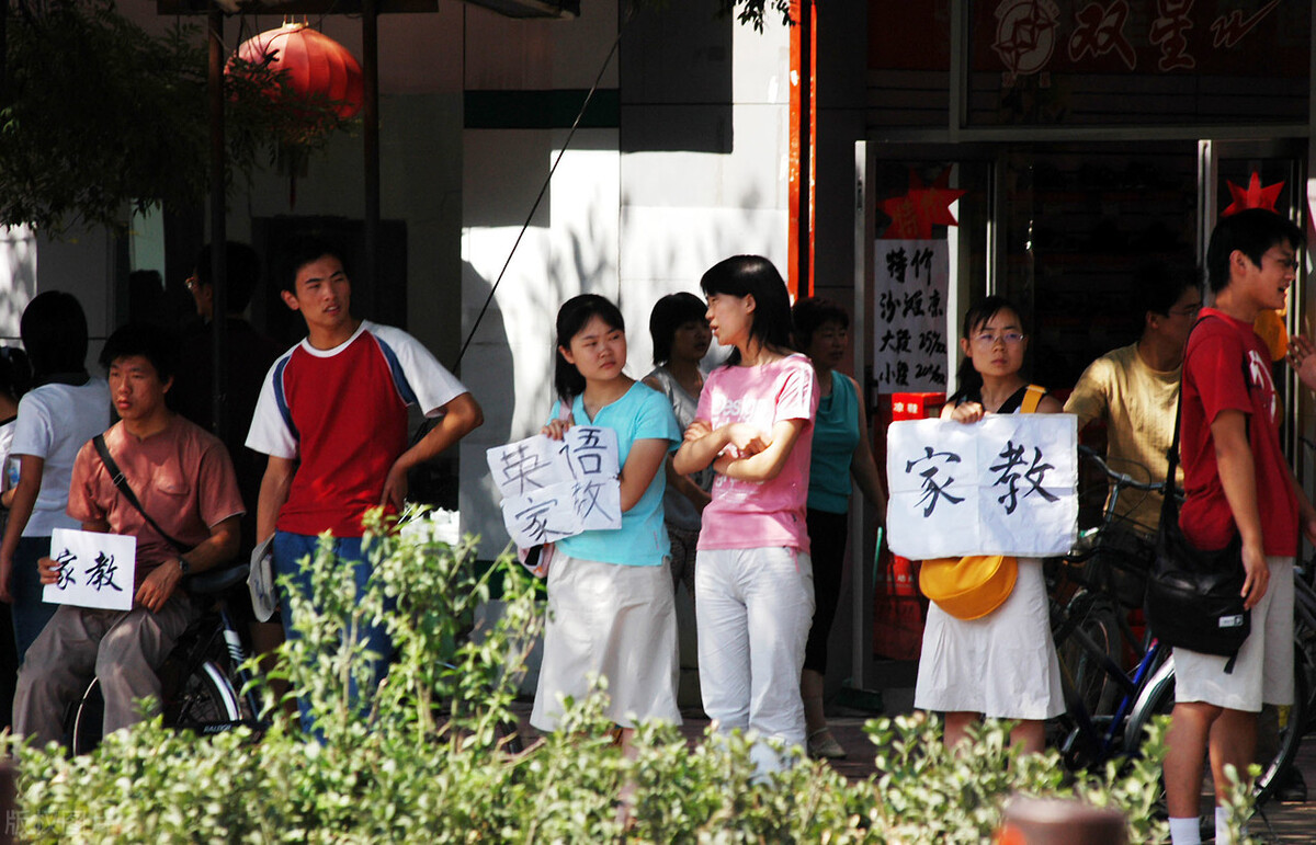 大学的生活是怎么样的呢,大学的生活是怎么样的图片