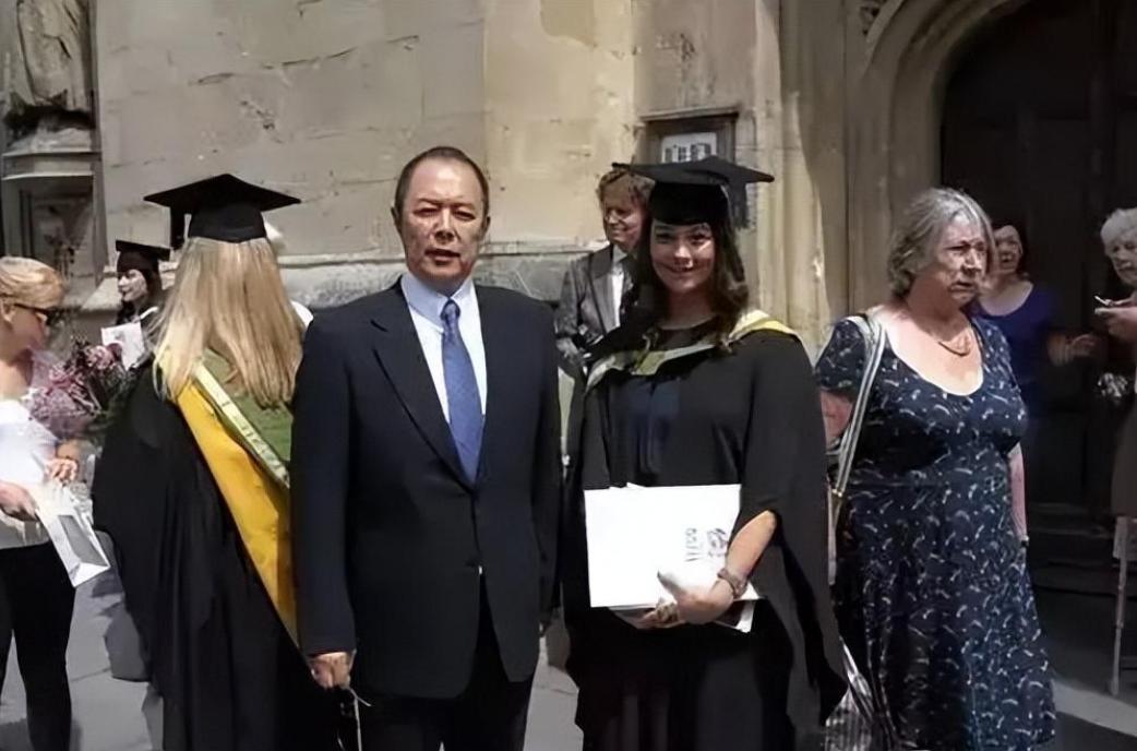 “外国友人”张铁林：从“皇帝专业户”到万人唾弃，他做了什么？