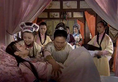 古代没有剖腹产时生孩子有多危险,古代没有接生婆的时候怎么生小孩