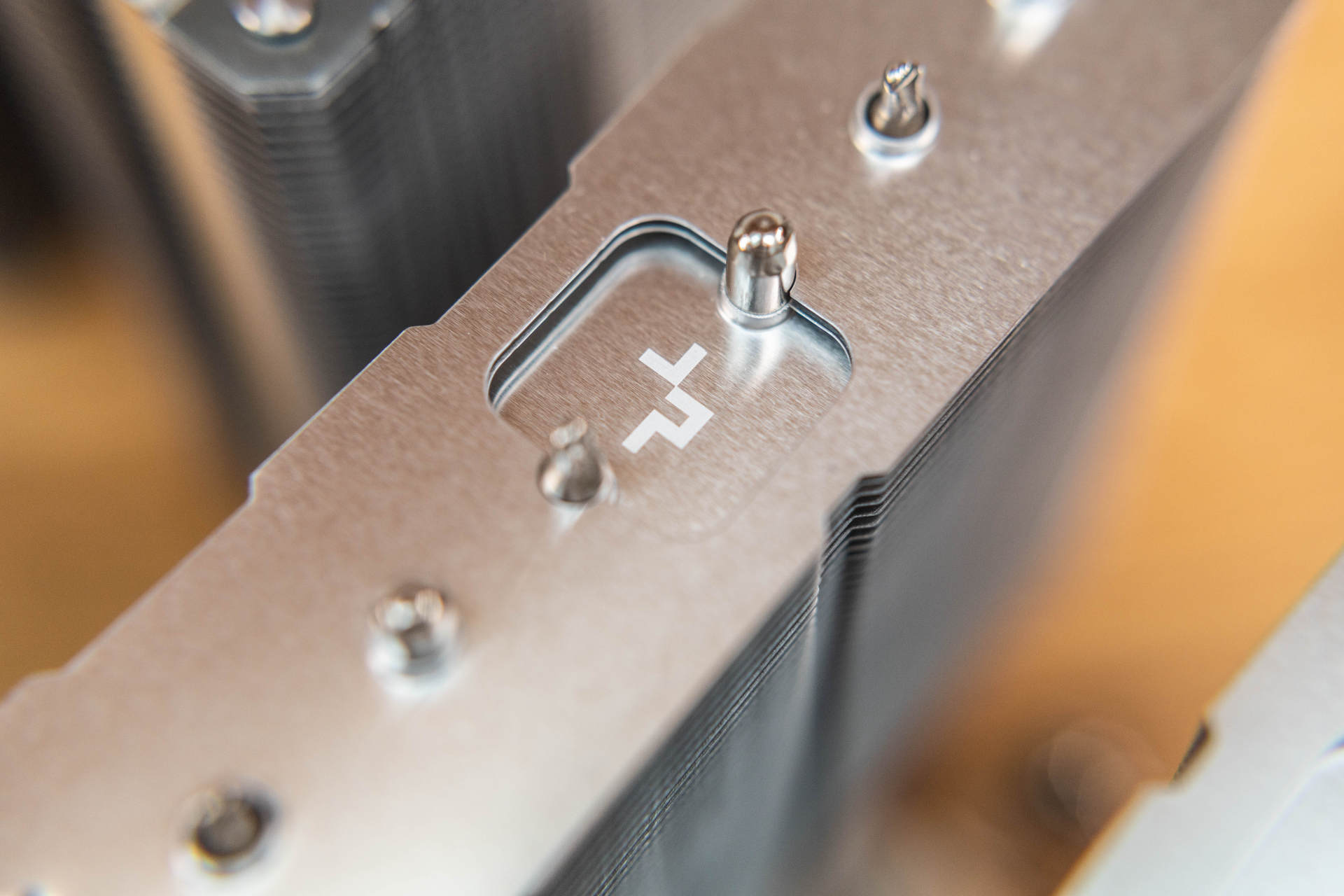 散热最好的单塔风冷散热器,cpu散热最好的风冷散热器