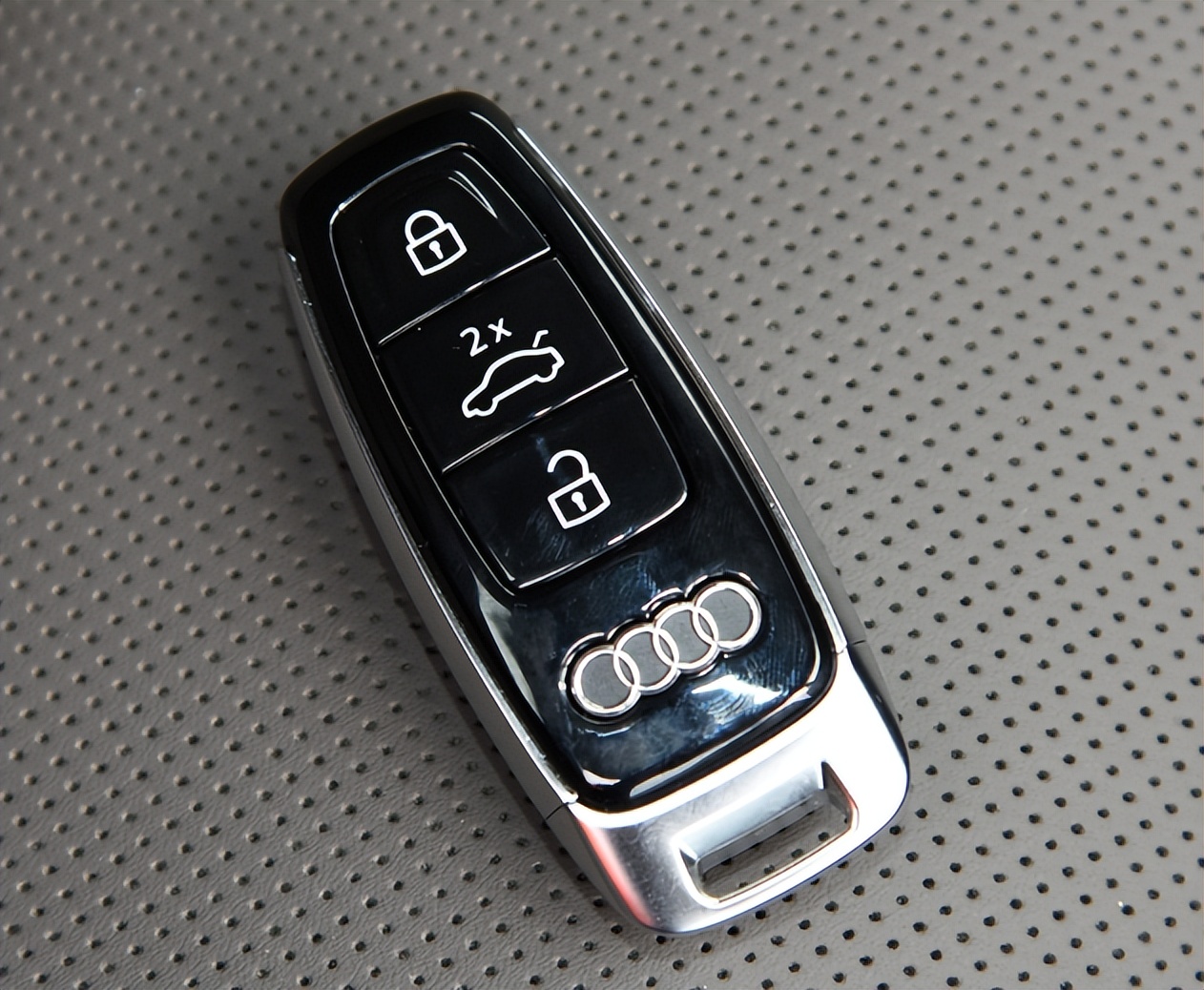 奥迪a8试驾心得,奥迪a8l体验