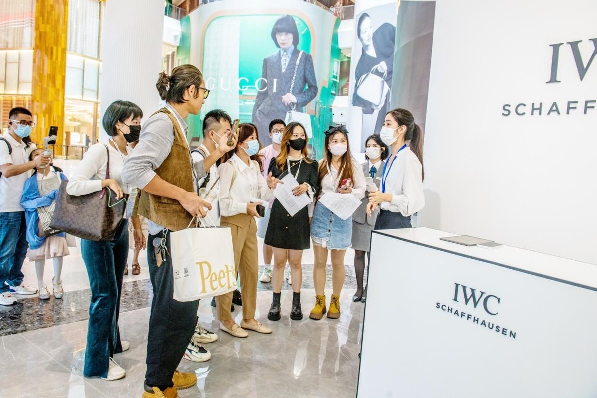 海南导游带你云旅游,海南名导