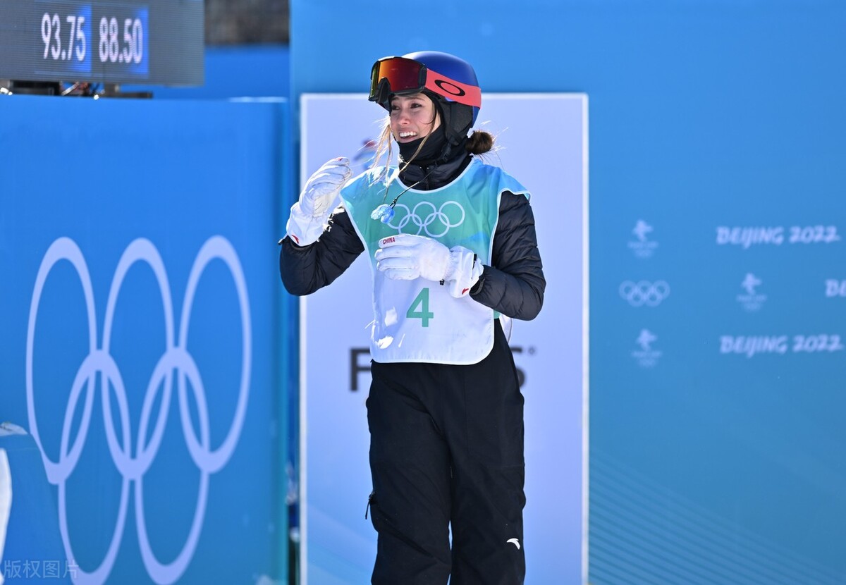 谷爱凌每晚练腹,谷爱凌练肌