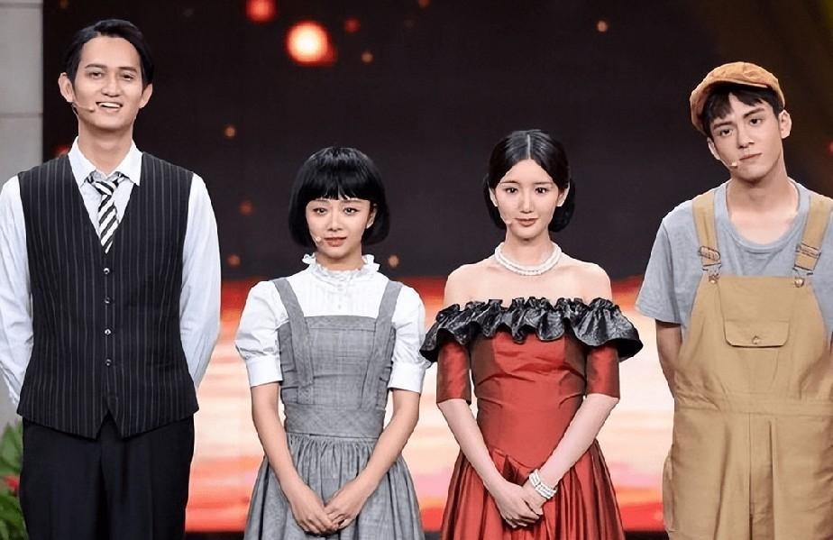 章子怡的露脐装几成笑柄,章子怡身材傲娇真是魅力四射