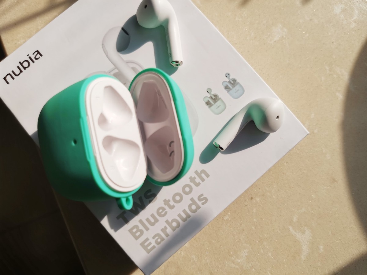 努比亚蓝牙耳机c1和t1哪个好,百元内耳机蓝牙高颜值