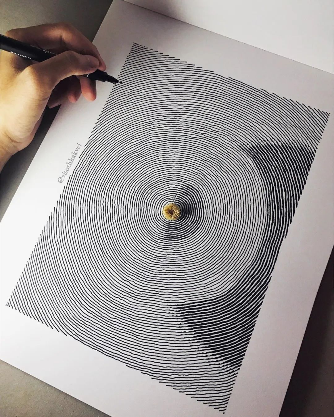 简单治愈强迫症画,让密集恐惧症非常难受的画