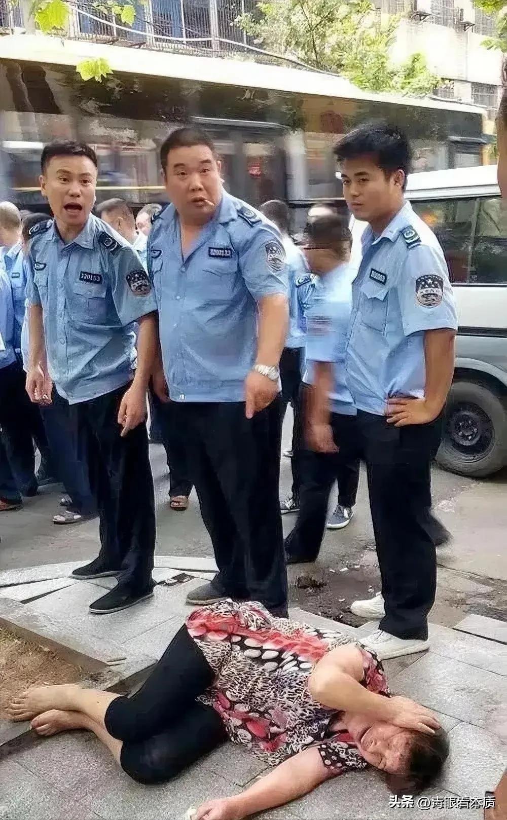 城管新式制服佩戴执法记录仪要求,城管带执法记录仪