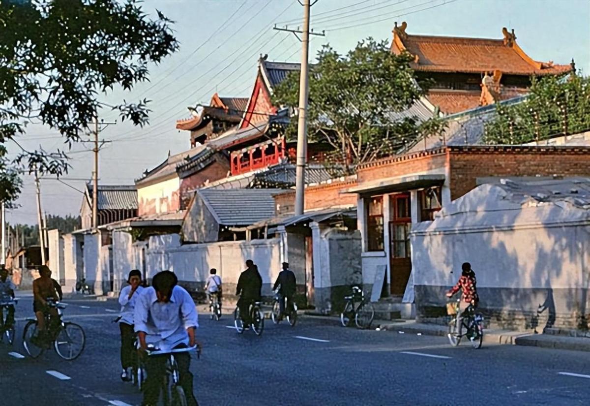 侵华日军残酷*行暴**，女子为活命脱下衣服让日本人拍摄，*辱侮**至死2