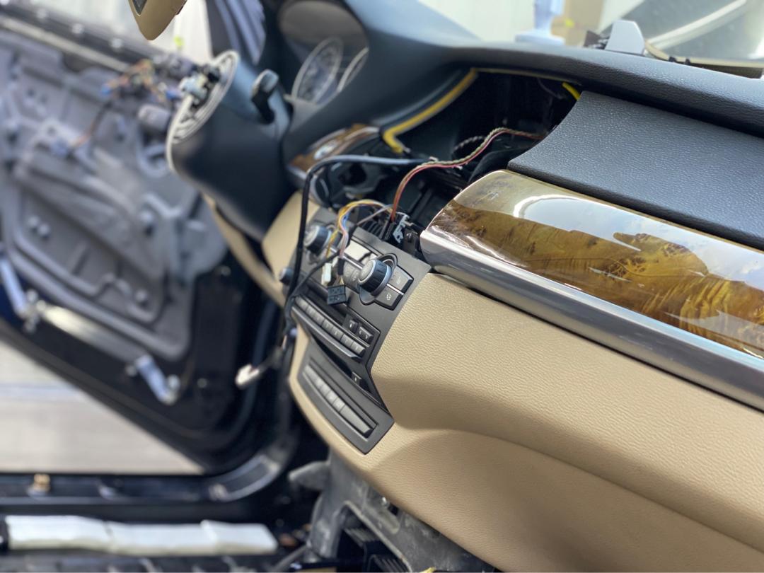 翻新整备一台老x5,13款宝马x5整备翻新