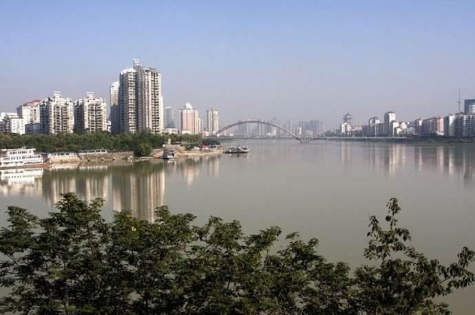 缁甸槼涓轰粈涔堥偅涔堝闄㈠＋,鍩虹鏁欒偛鎷斿皷鍒涙柊浜烘墠