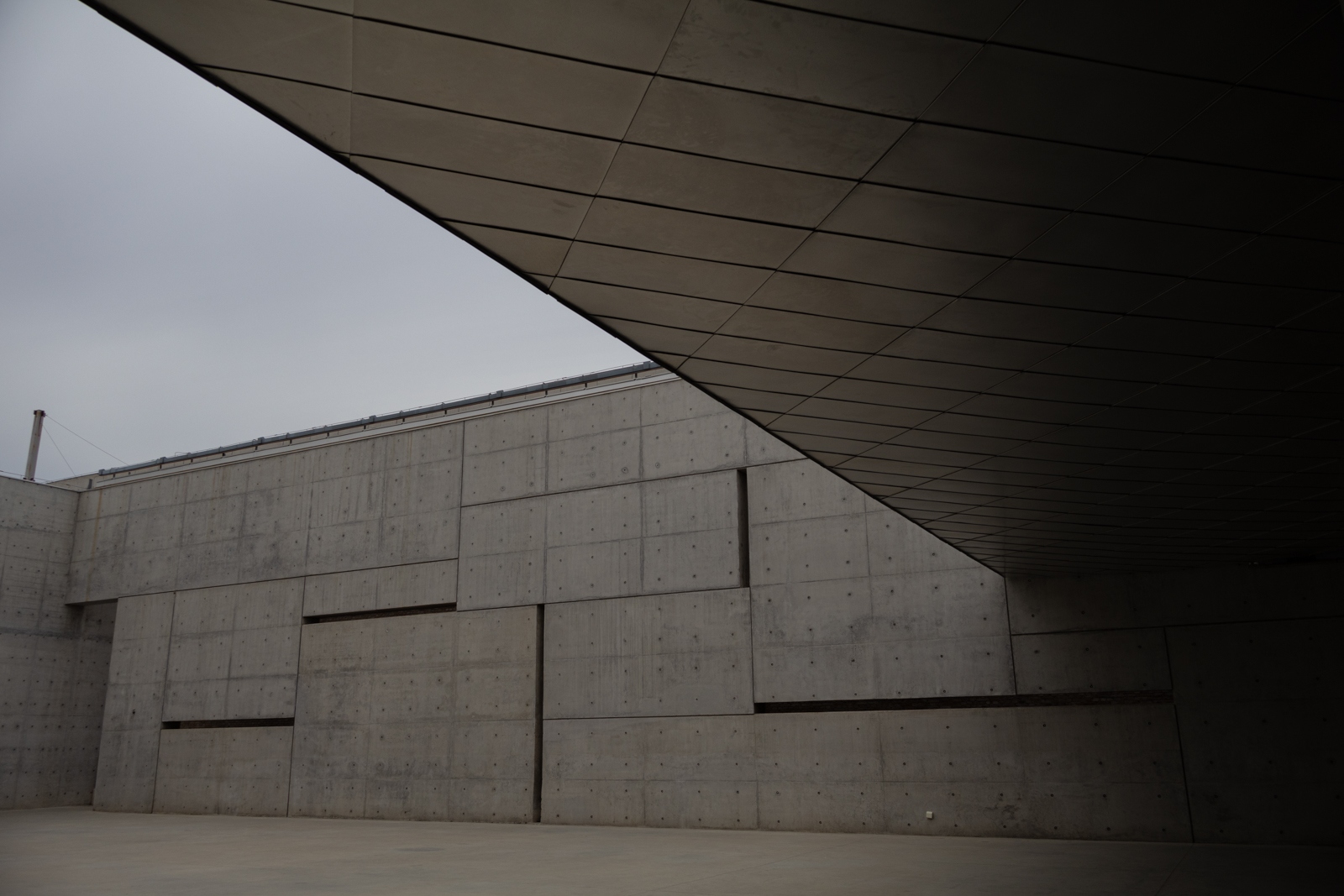 佳能eosr10实拍效果,佳能eosr10怎么样