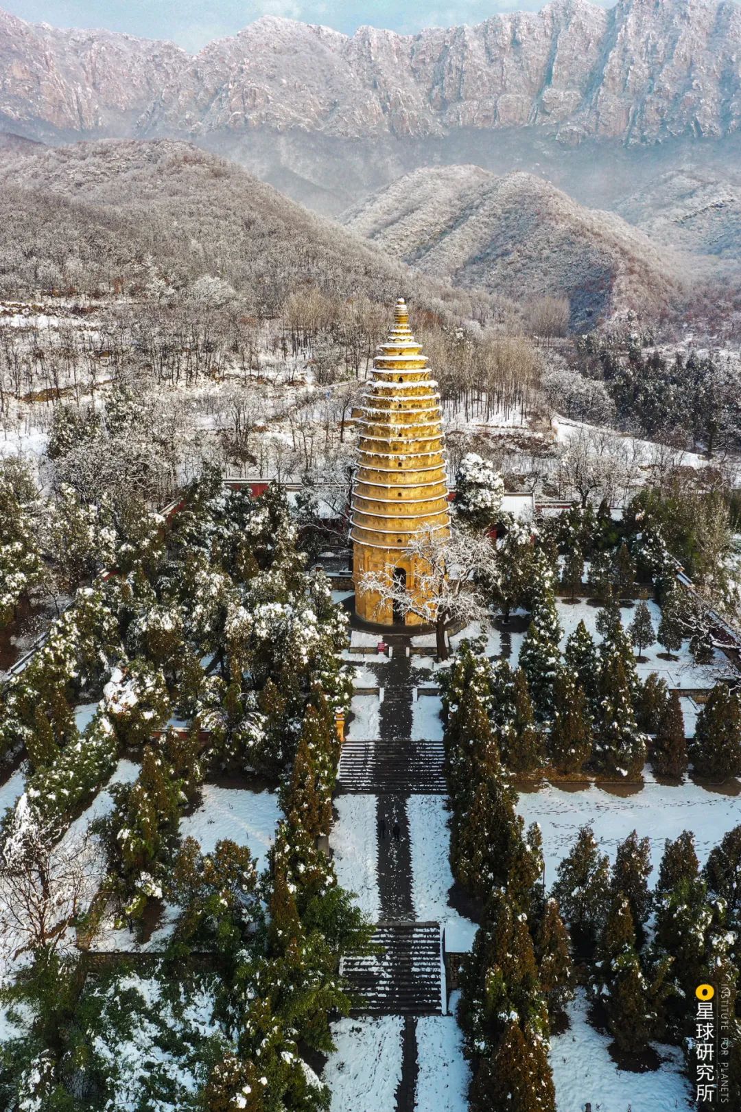 什么是魏晋南北朝服饰的特点,魏晋南北朝纪录片