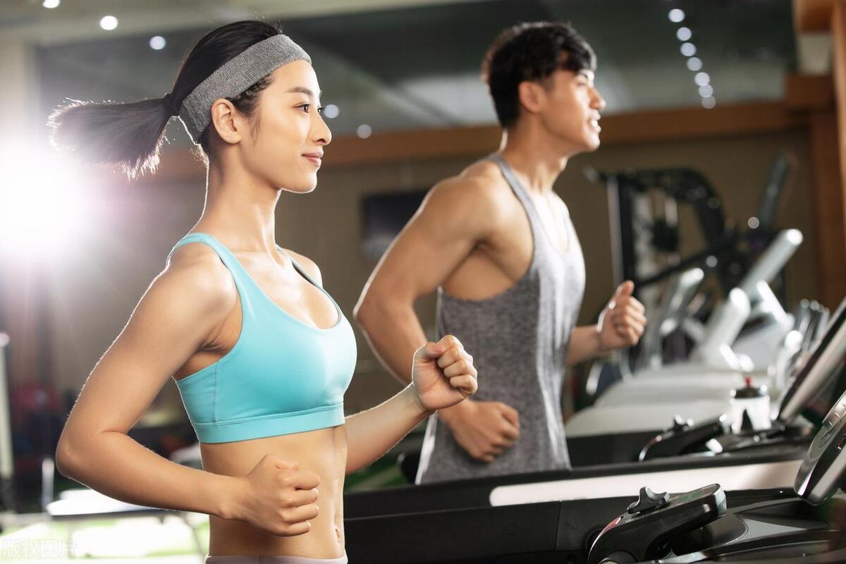 新人健身房健身一周训练计划,新手家庭健身一周训练计划