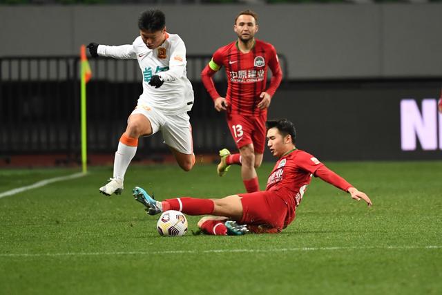 走下神坛铁帅李章洙,李章洙下一任教练国安