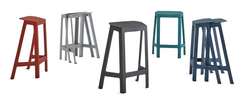 Steelcase推出由巴斯夫化学回收塑料制成的凳子