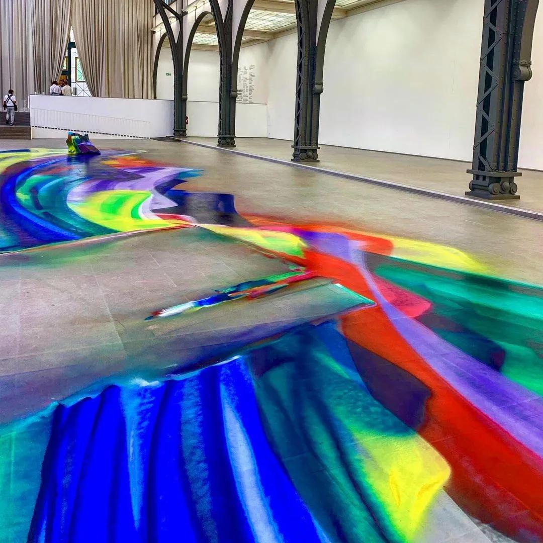 “垃圾创作”狂卖500万，网友忍不住群嘲：污染环境，这也叫艺术