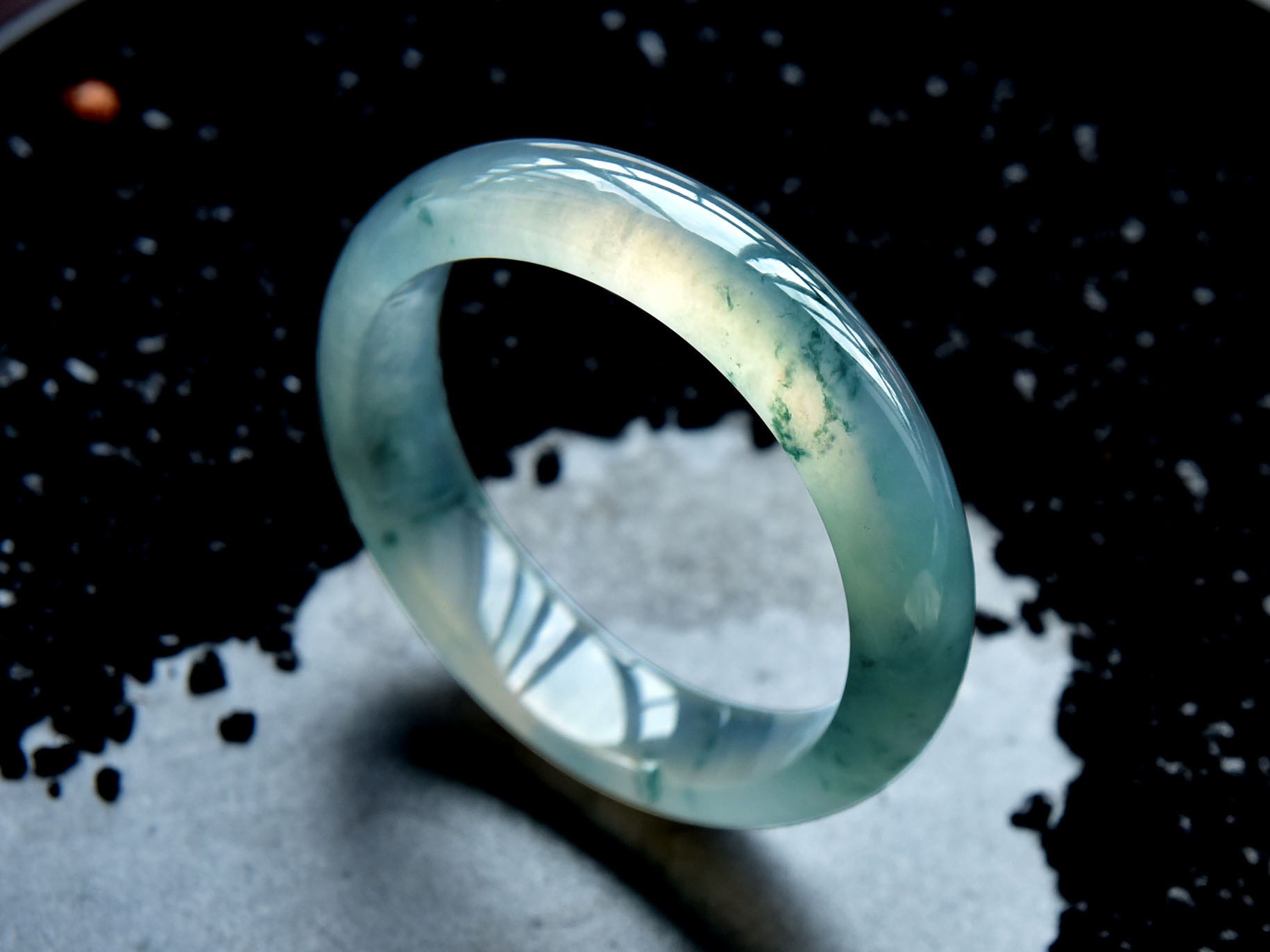 新手翠友定制翡翠该如何选料,翡翠1千万