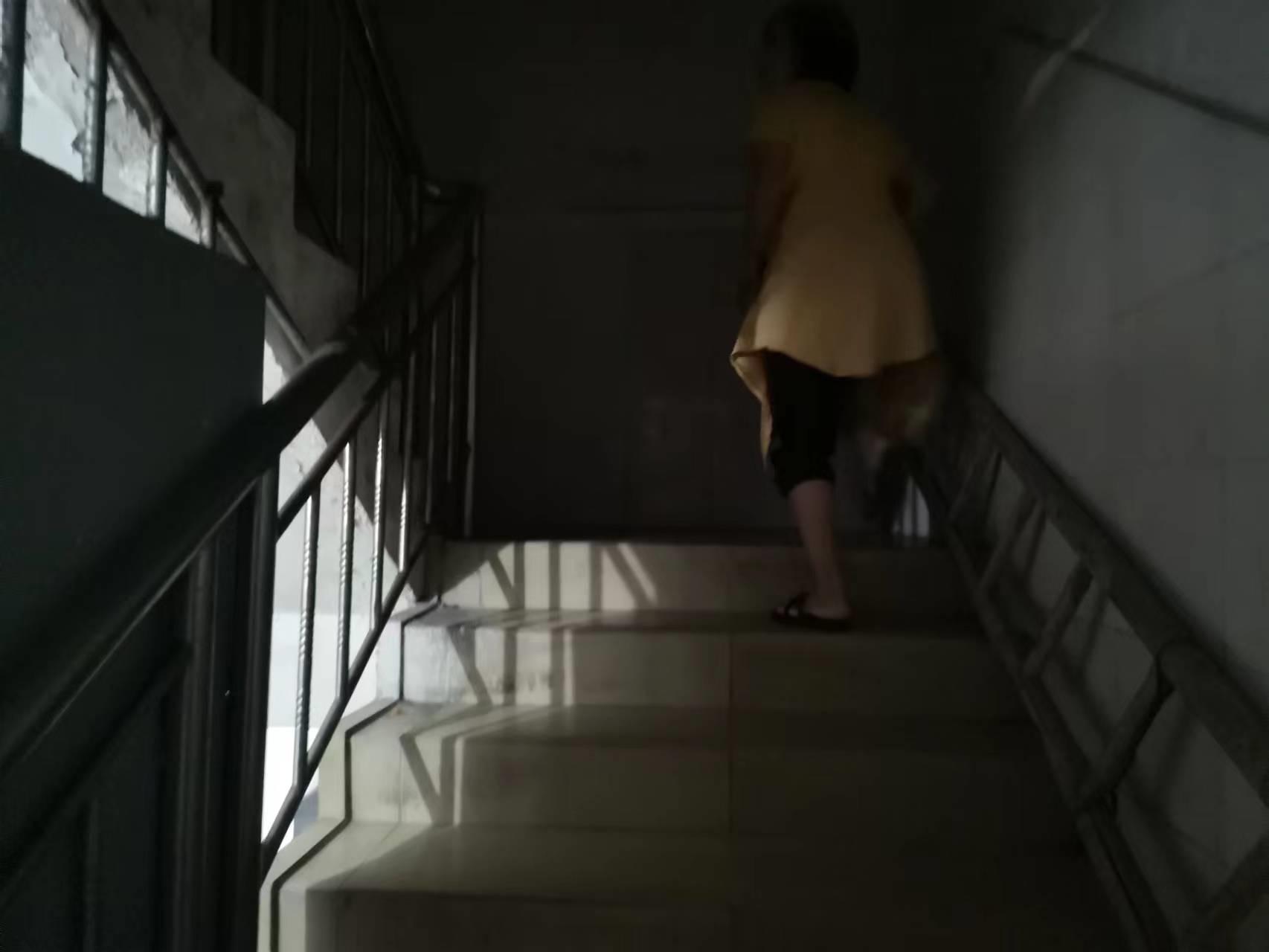 记者走访海南部分高校周边，大学生校外租房“藏雷”