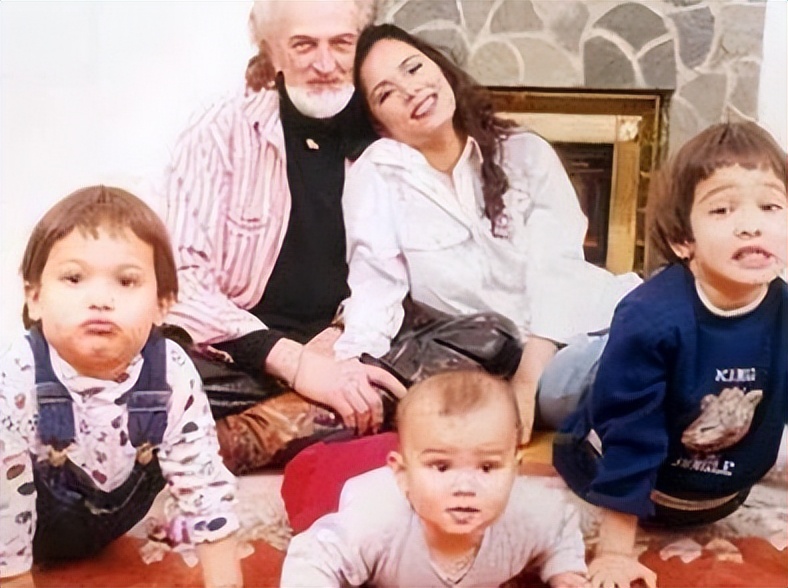 青歌赛历届冠军近况,历届青歌赛冠军得主最新情况