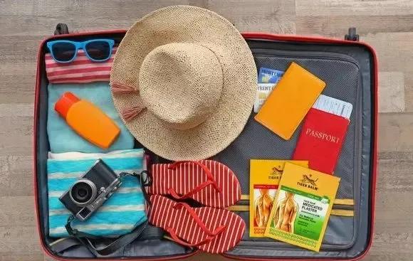 去旅行必备物品清单英文,想去旅行必备药品清单怎么写