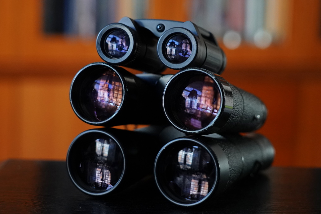 一树梨花压海棠:是*用军**望远镜好?还是名牌望远镜好?