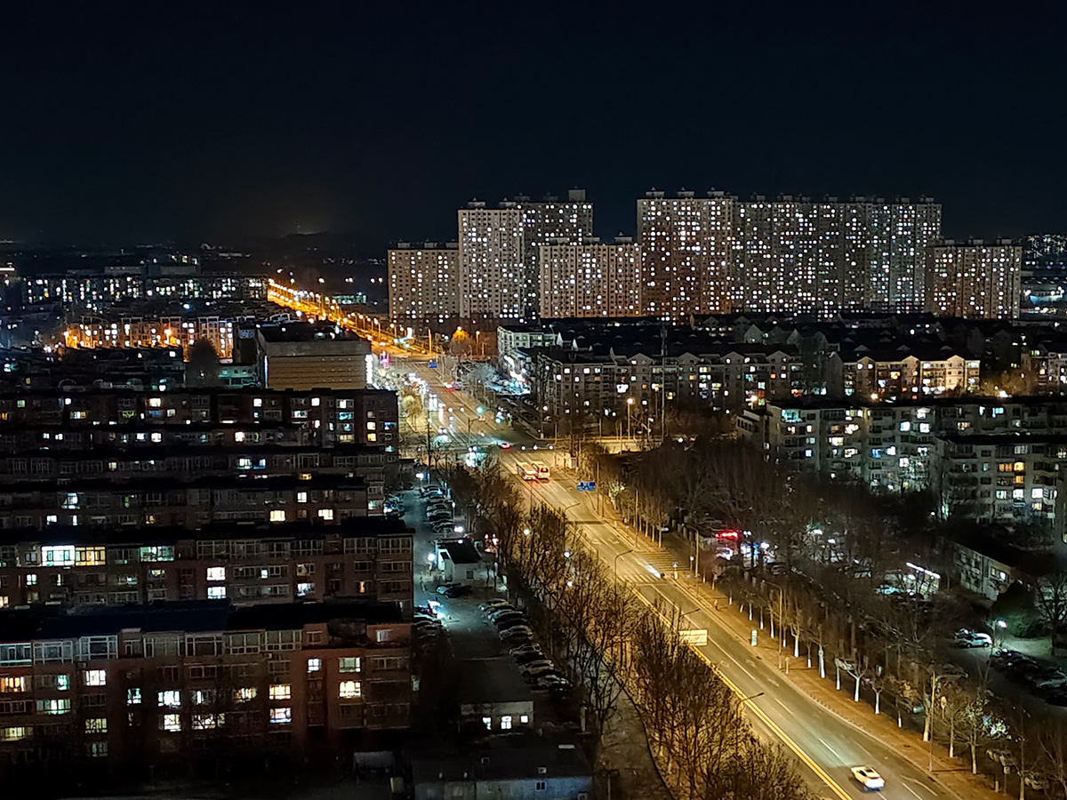 现在两千左右值得入手的iqoo手机,两千五以内最值得入手的iqoo手机