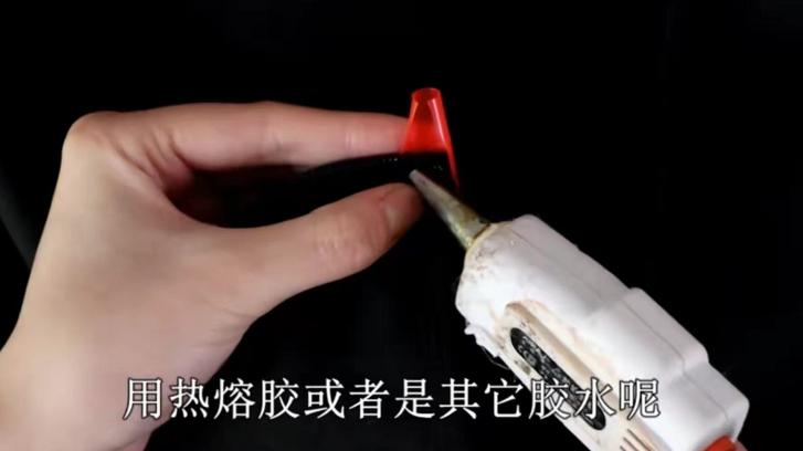 衣服拉链坏了怎么修复最快,衣服拉链坏了别花钱换张纸就能修