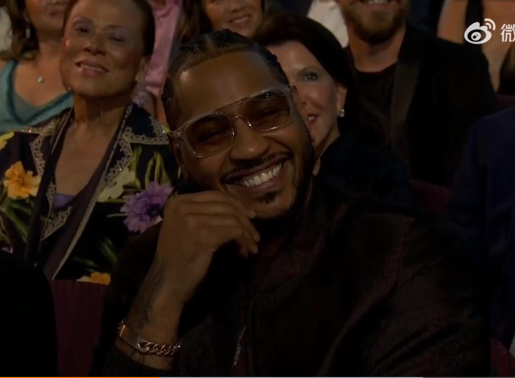 大佬!香蕉船兄弟ESPY颁奖重聚,安东尼致辞詹皇韦德保罗站着如喽啰