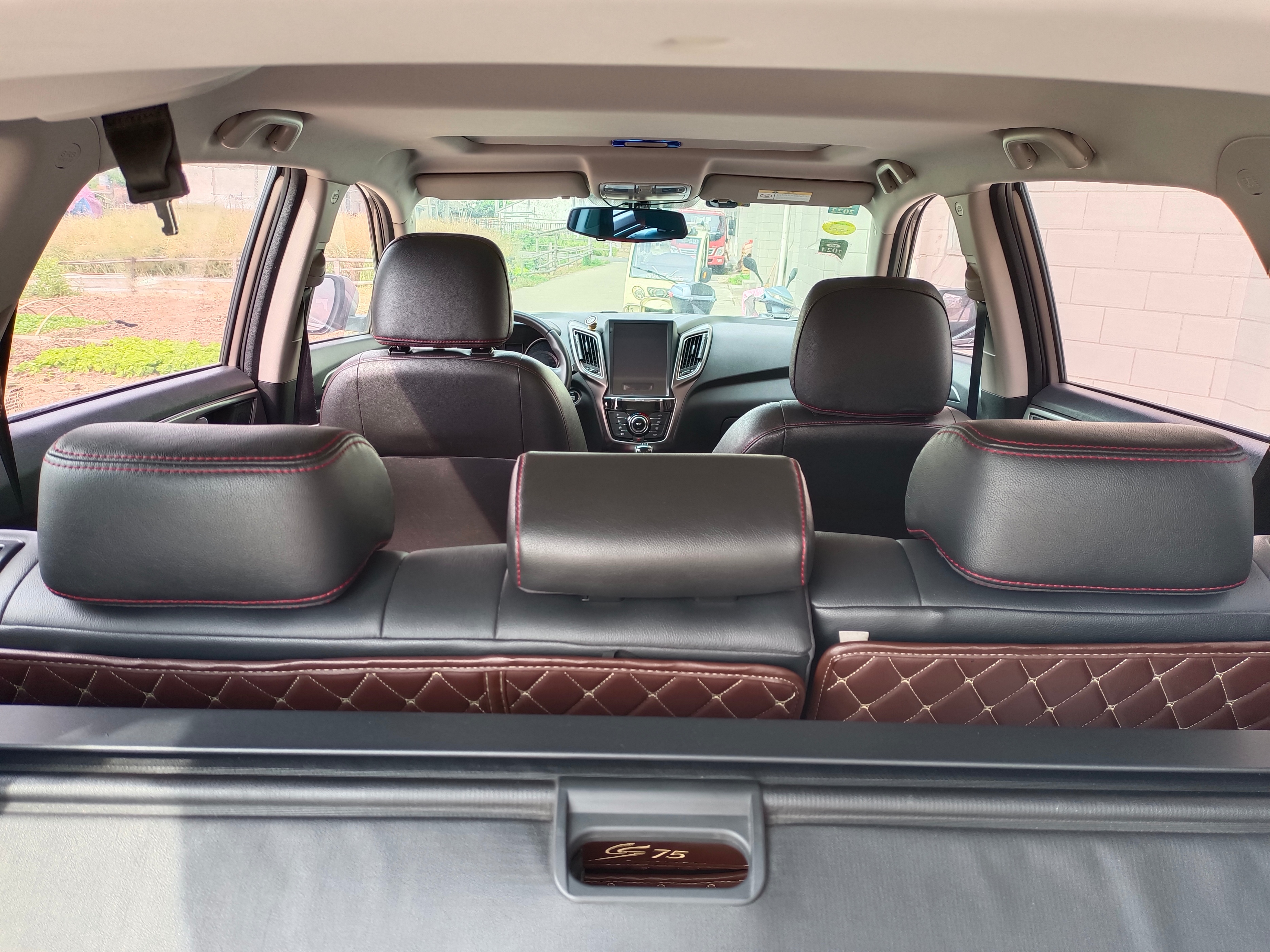 长安cs55前轮挡泥板内衬怎么更换,新车换挡泥板