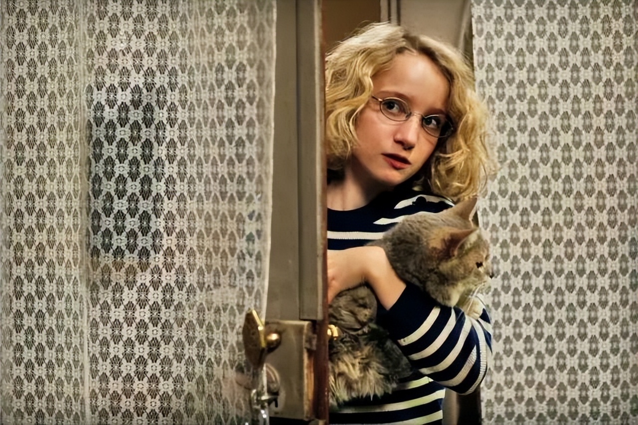 刺猬的优雅是谁写的,刺猬的优雅孤独