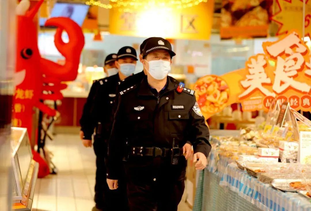 兼职贴小广告被抓,网上兼职被抓