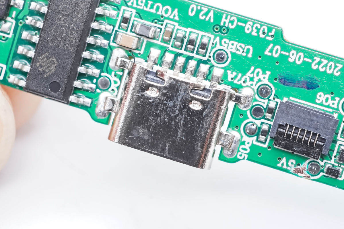 Hi-Res高解析音频认证，超长续航，FIILCCPro2真无线降噪耳机拆解