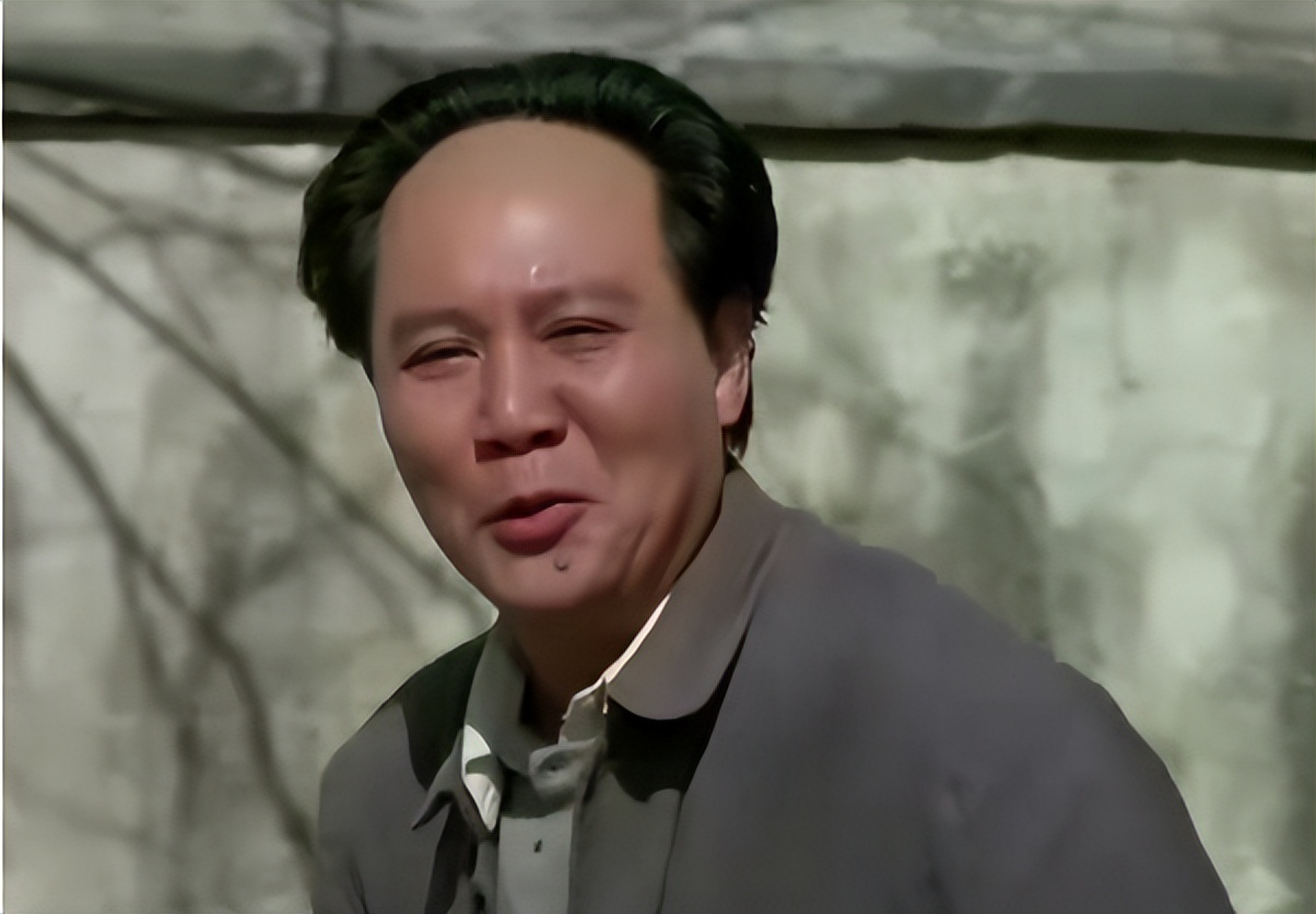 83年古月结束表演，*尚昆杨**亲自接见：我不懂表演，但提两条建议