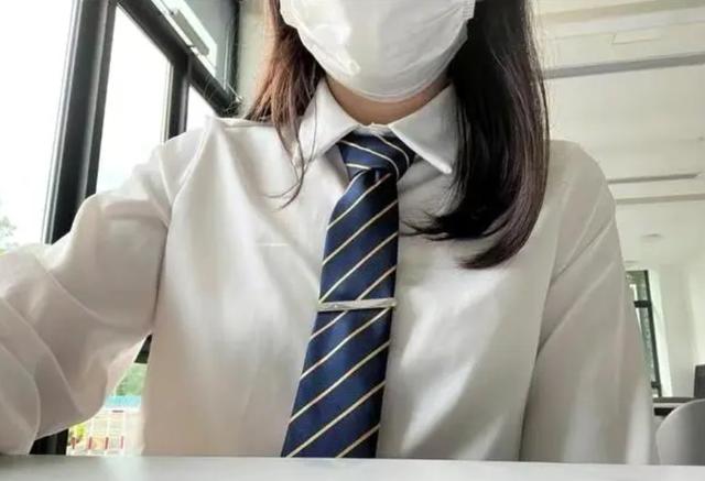 95后女孩从设计院辞职当保安,95后女生放弃高薪