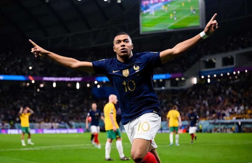 足坛绝代双骄姆巴佩,法国足球姆巴佩最美时刻