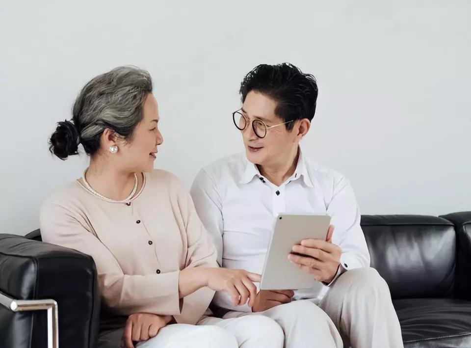 老年夫妻同住有什么益处,老年夫妻相处有什么好处