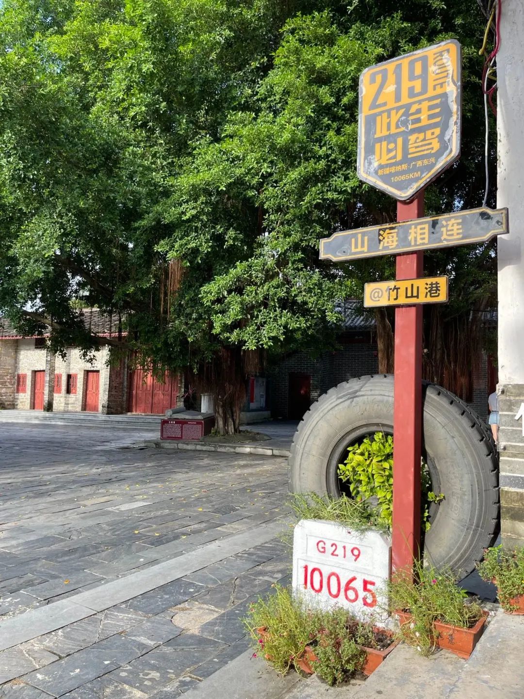 徒步108公里自驾游,45天单车自驾30000里环游中国游记