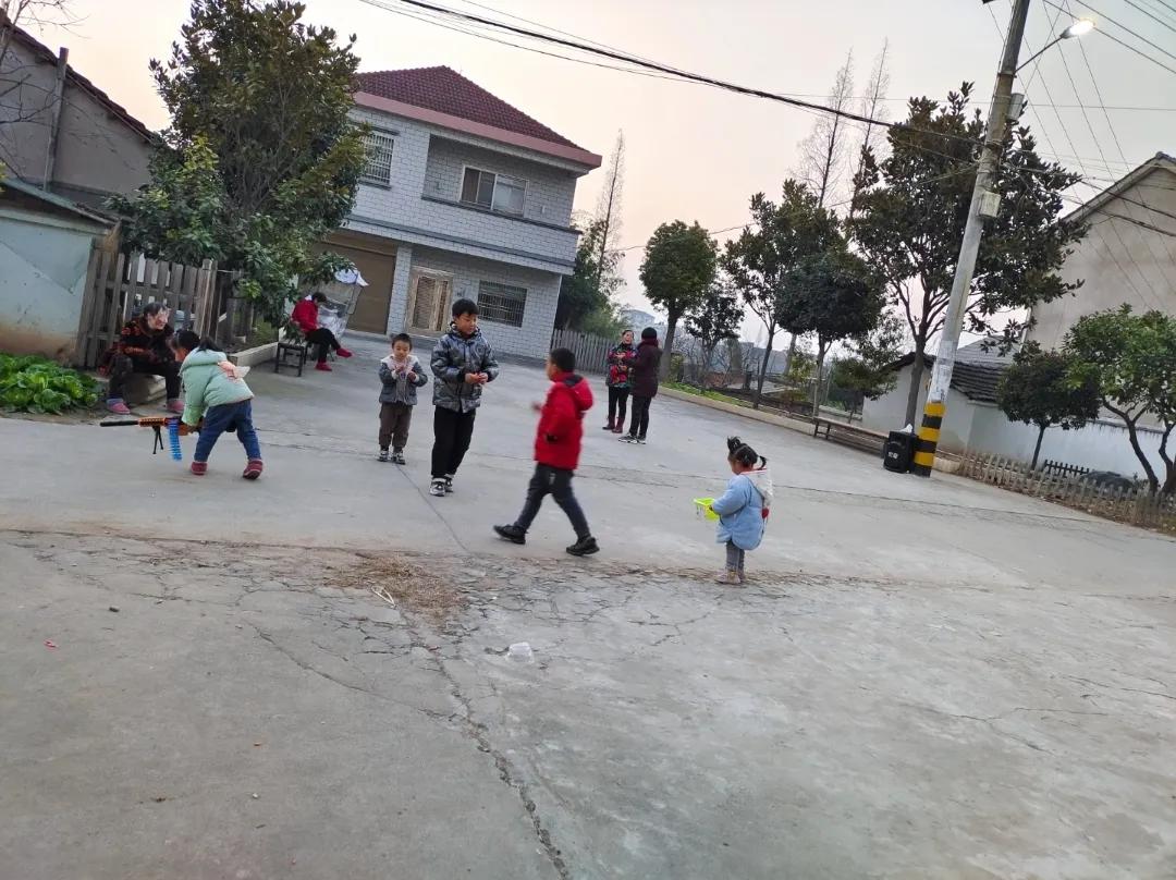 农民不出门打工能干什么养家,农民全都不出去打工怎么办