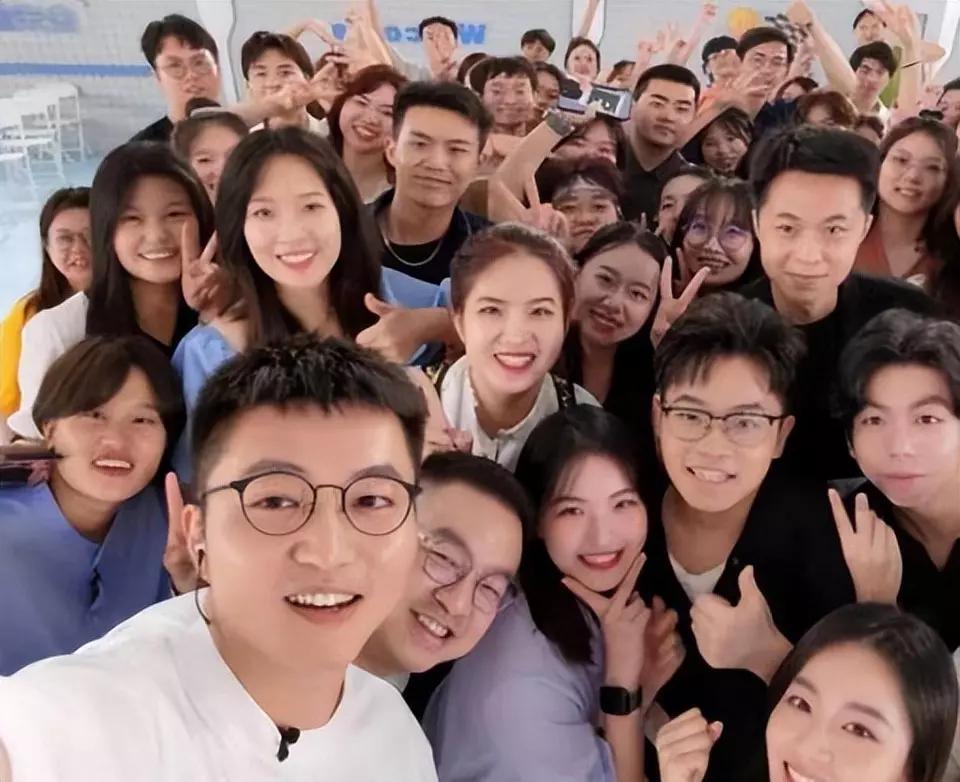 职场真人秀00后整顿职场,综艺说00后整顿职场