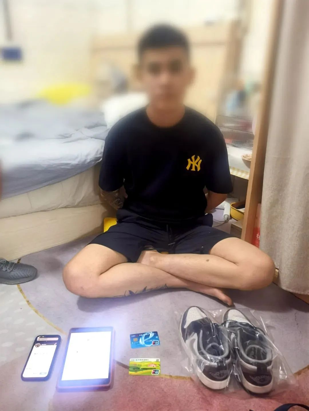 男子遭遇裸聊陷阱被骗450万,28岁女网恋被骗千万