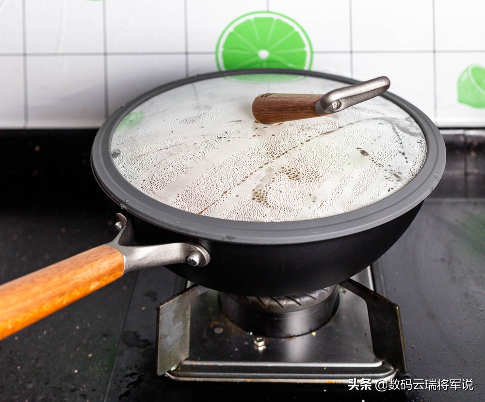 还在为厨房去重油污发愁吗,三禾氮化炒锅好吗