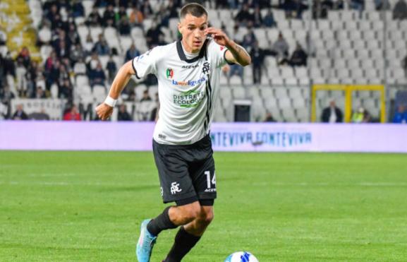 莱万波兰世界杯小将,莱万22-23赛季