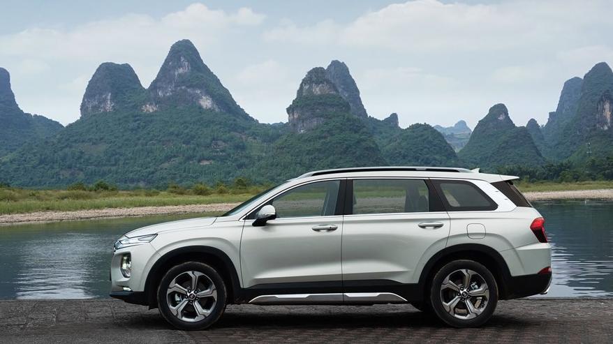 现代途胜2021款胜达落地价明细,现代胜达二手2.0好还是2.4好