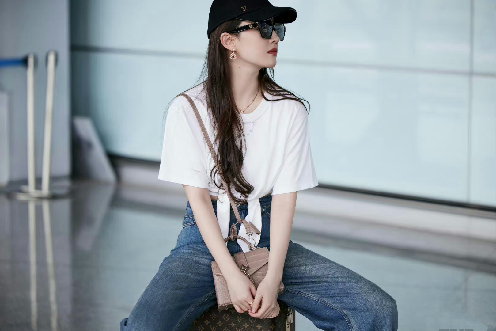 刘亦菲的运动装原图也太好看了吧,刘亦菲私服出行